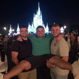 Meet your Posher, Kolin